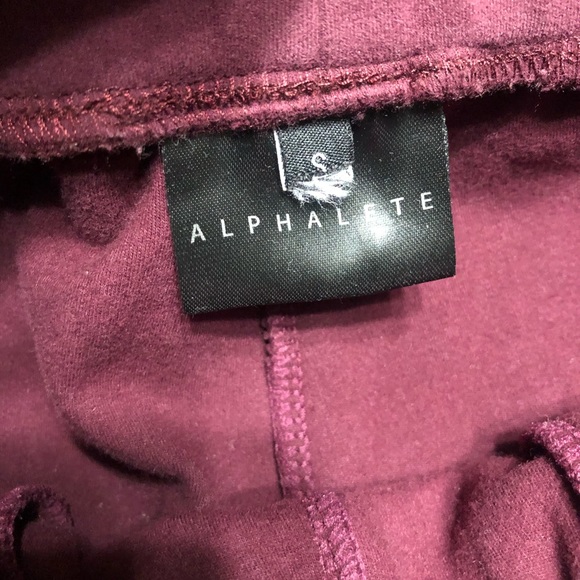 Alphalete Burgundy Women's Joggers Size Small - Picture 3 of 5